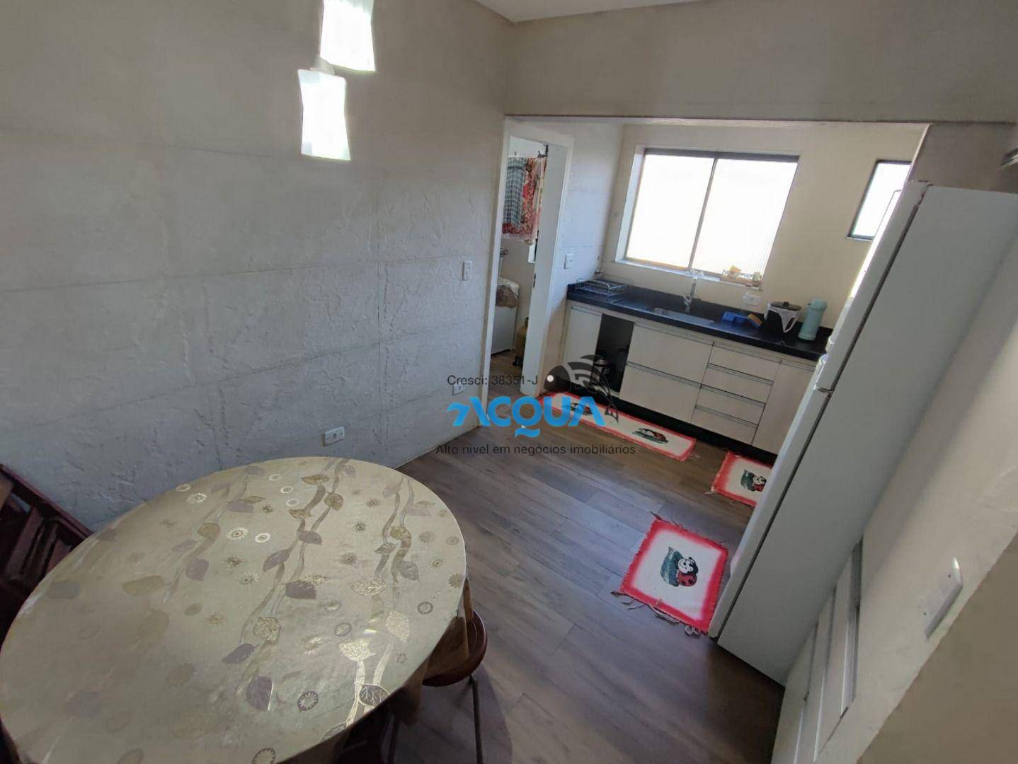 Apartamento à venda com 2 quartos, 70m² - Foto 4