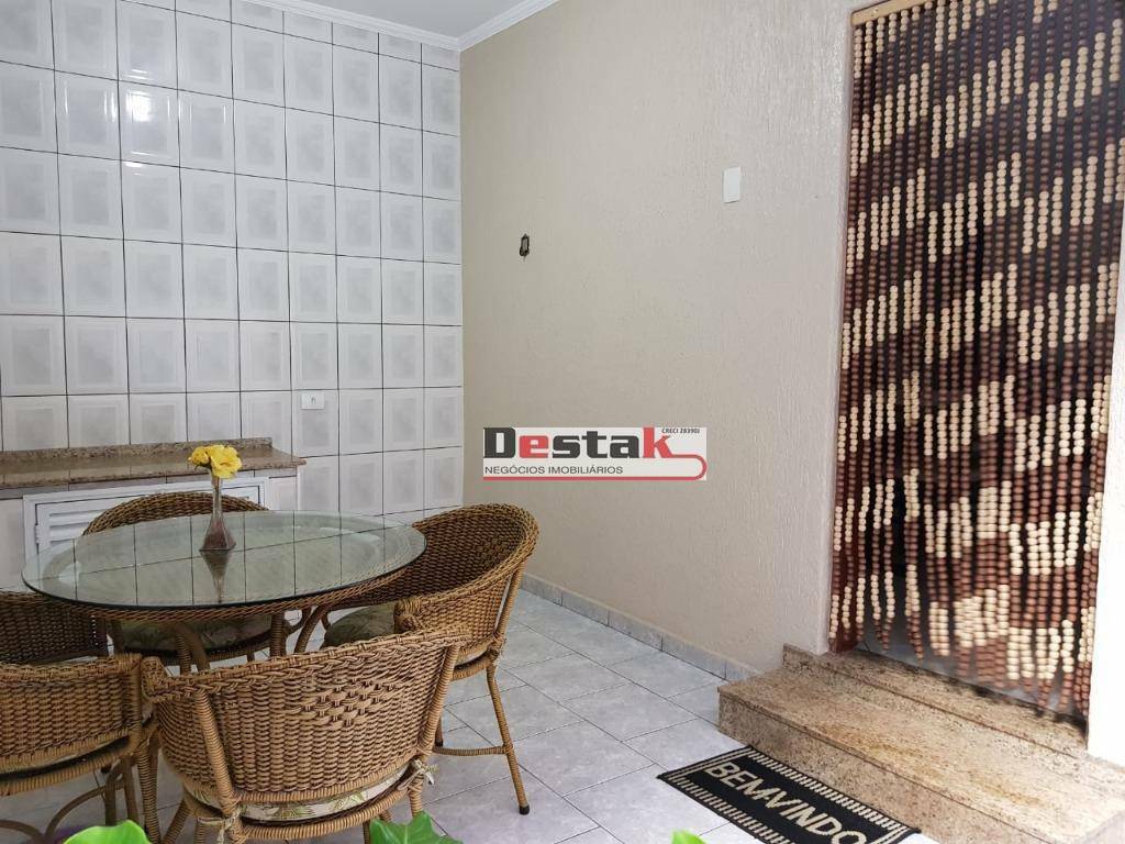 Sobrado à venda com 3 quartos, 182m² - Foto 32