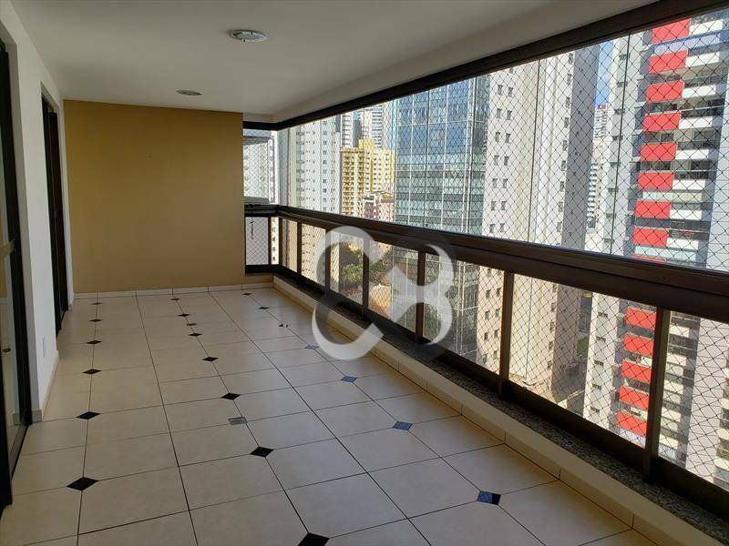 Apartamento à venda com 3 quartos, 217m² - Foto 6