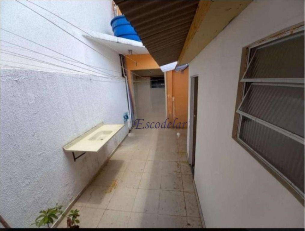 Sobrado à venda com 2 quartos, 180m² - Foto 4