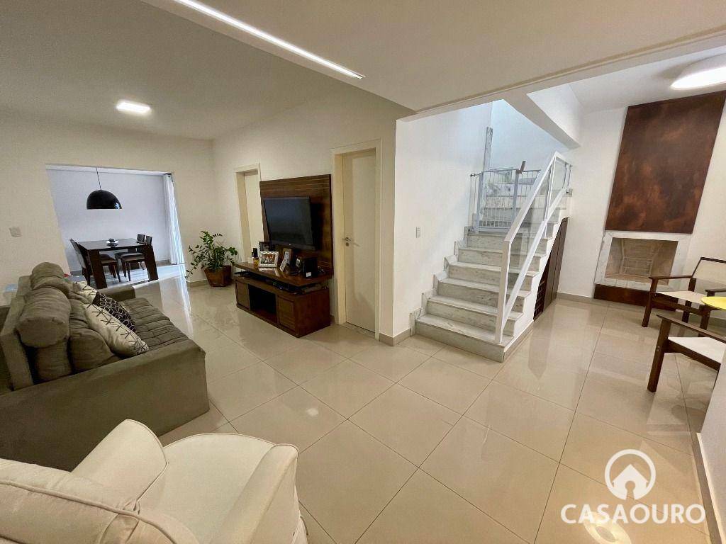 Casa de Condomínio à venda com 3 quartos, 126m² - Foto 2