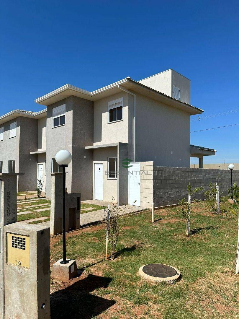 Sobrado à venda com 3 quartos, 92m² - Foto 2