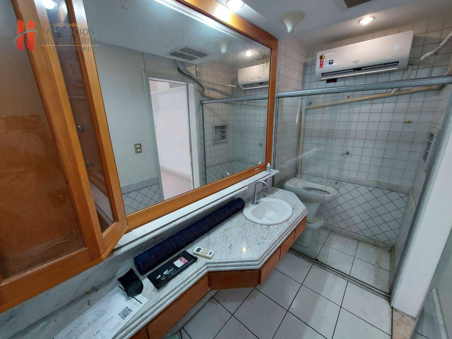 Casa de Condomínio à venda e aluguel com 2 quartos, 310m² - Foto 31