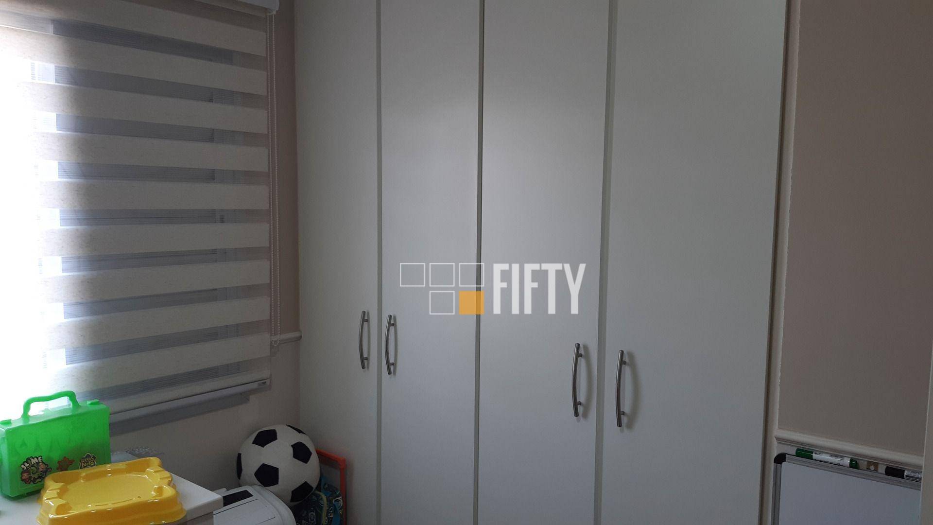 Apartamento à venda com 3 quartos, 75m² - Foto 10