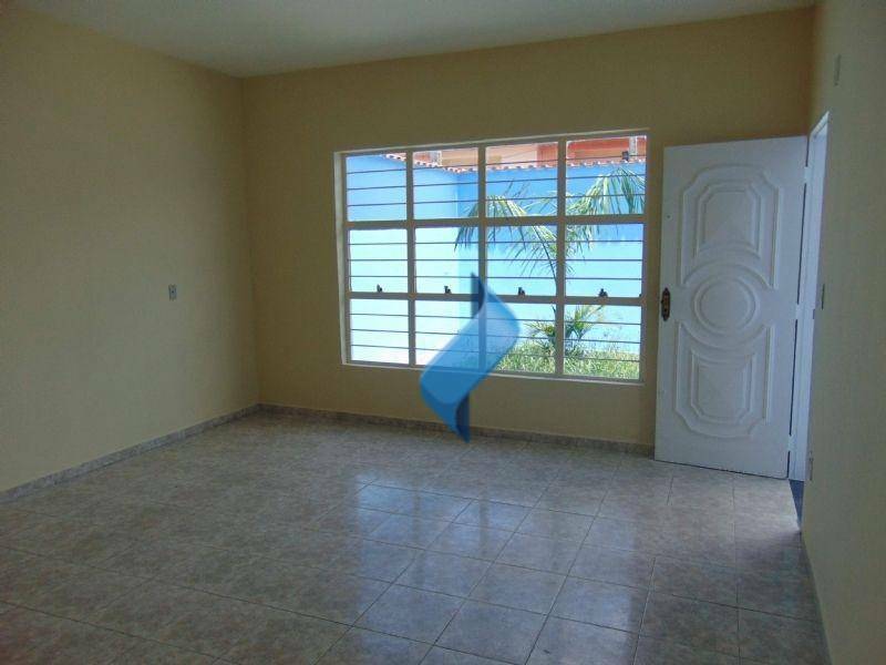 Casa à venda com 3 quartos, 240m² - Foto 5