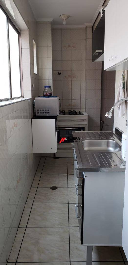 Apartamento à venda com 2 quartos, 61m² - Foto 4