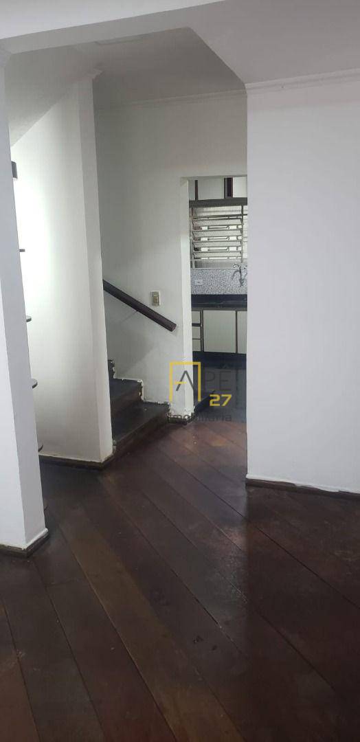 Sobrado à venda e aluguel com 3 quartos, 180m² - Foto 7