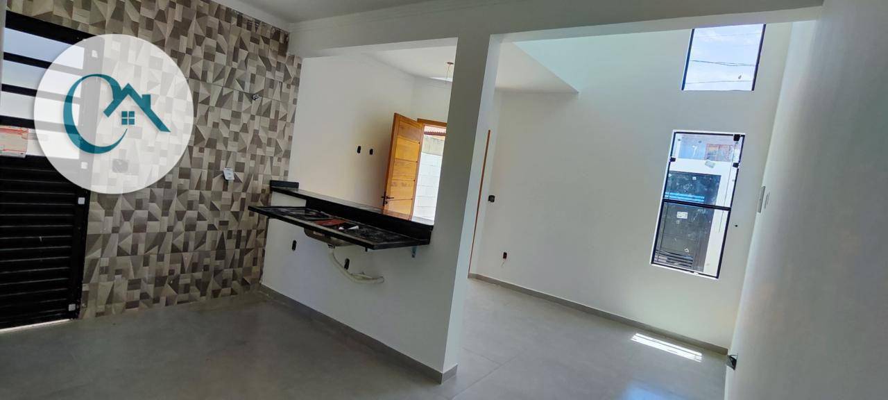 Casa à venda com 3 quartos, 75m² - Foto 13