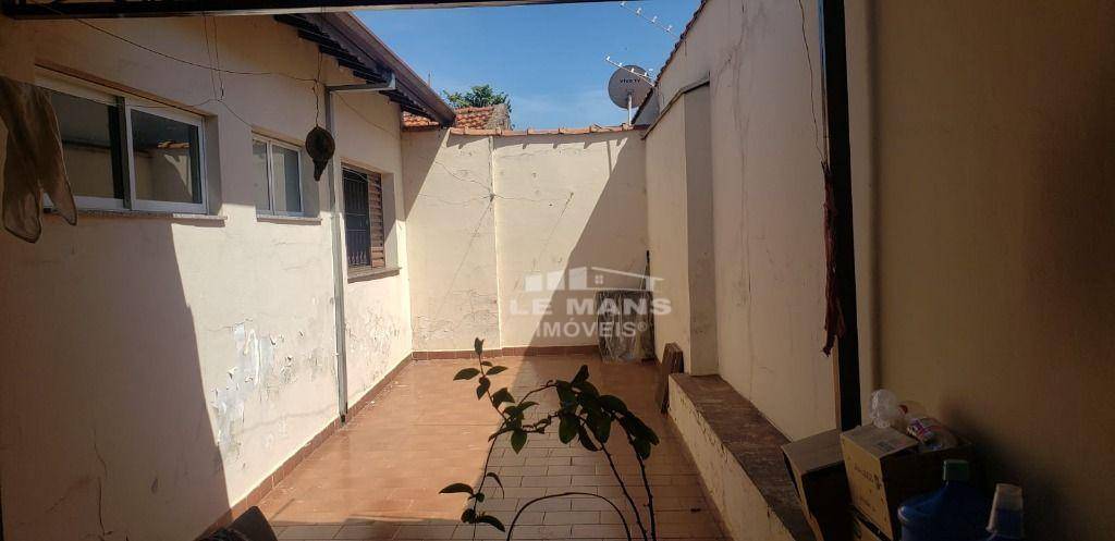 Casa à venda com 4 quartos, 135m² - Foto 8