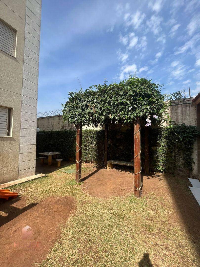 Apartamento à venda com 2 quartos, 41m² - Foto 17