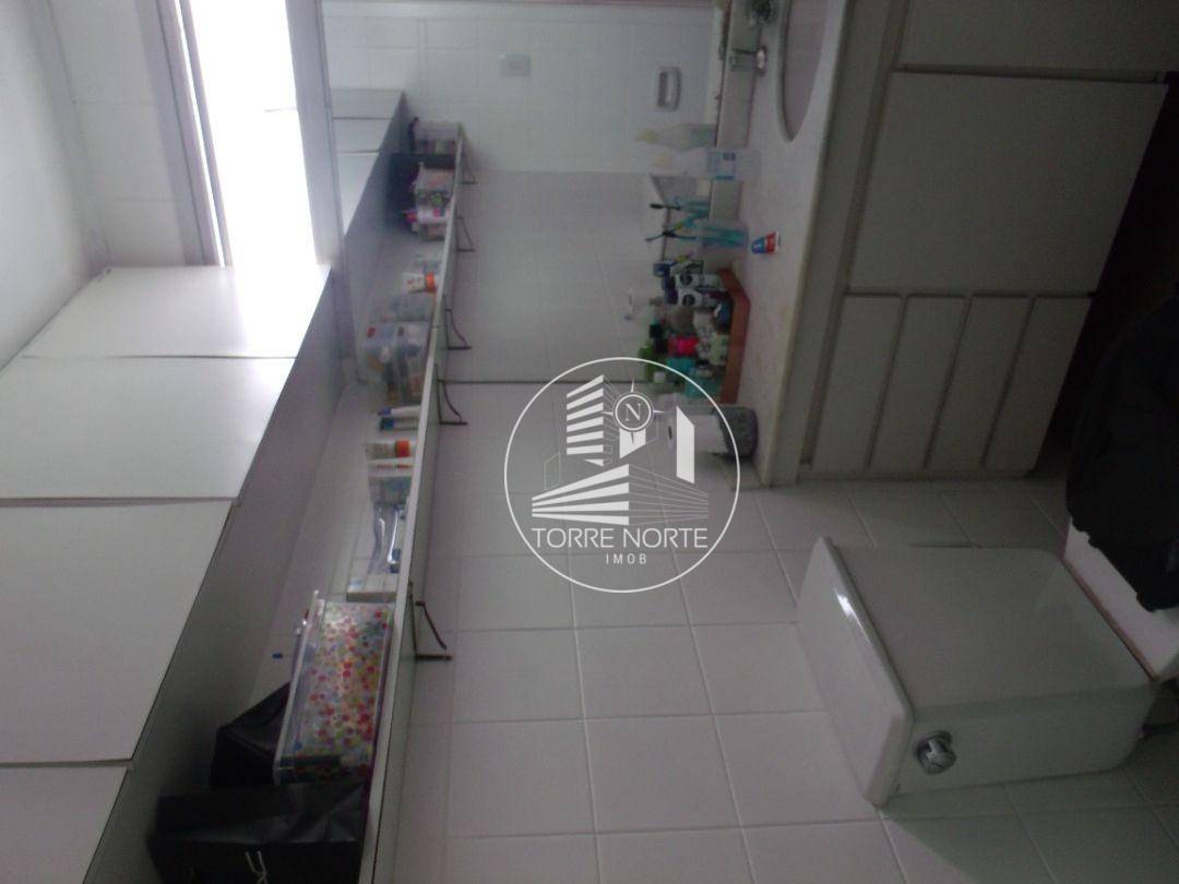 Apartamento à venda com 3 quartos, 106m² - Foto 32