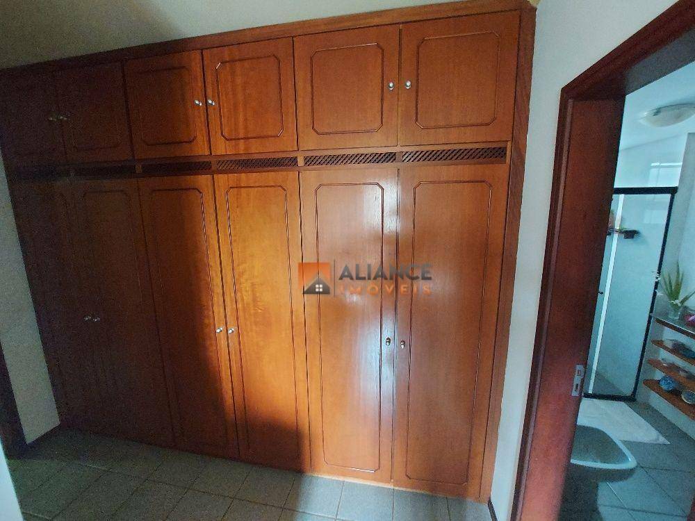 Apartamento à venda com 3 quartos, 151m² - Foto 14