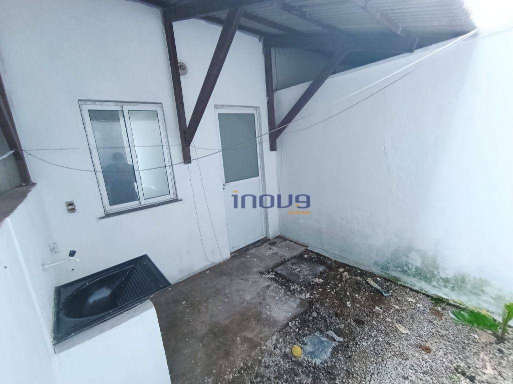 Casa à venda e aluguel com 2 quartos, 76m² - Foto 10