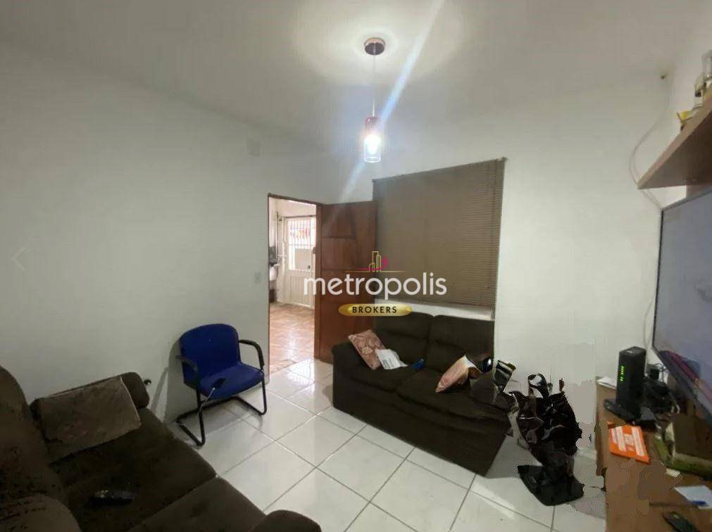 Casa à venda com 3 quartos, 210m² - Foto 3