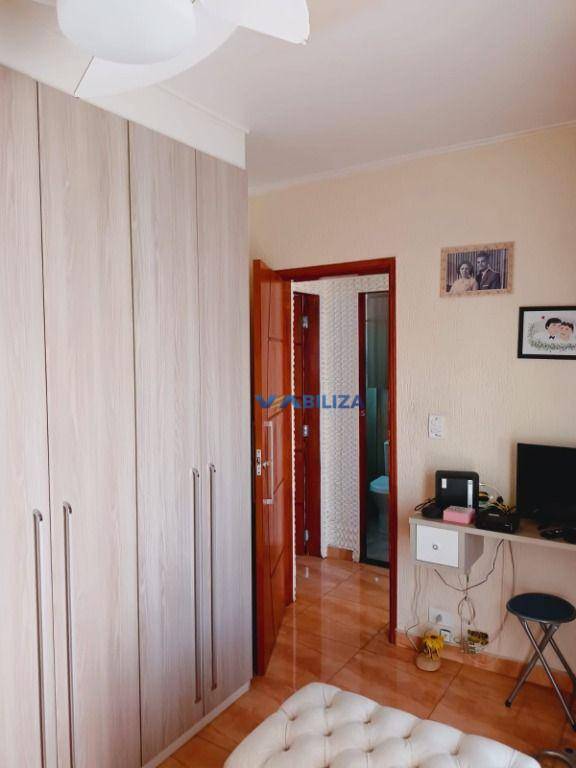 Apartamento à venda com 2 quartos, 68m² - Foto 13