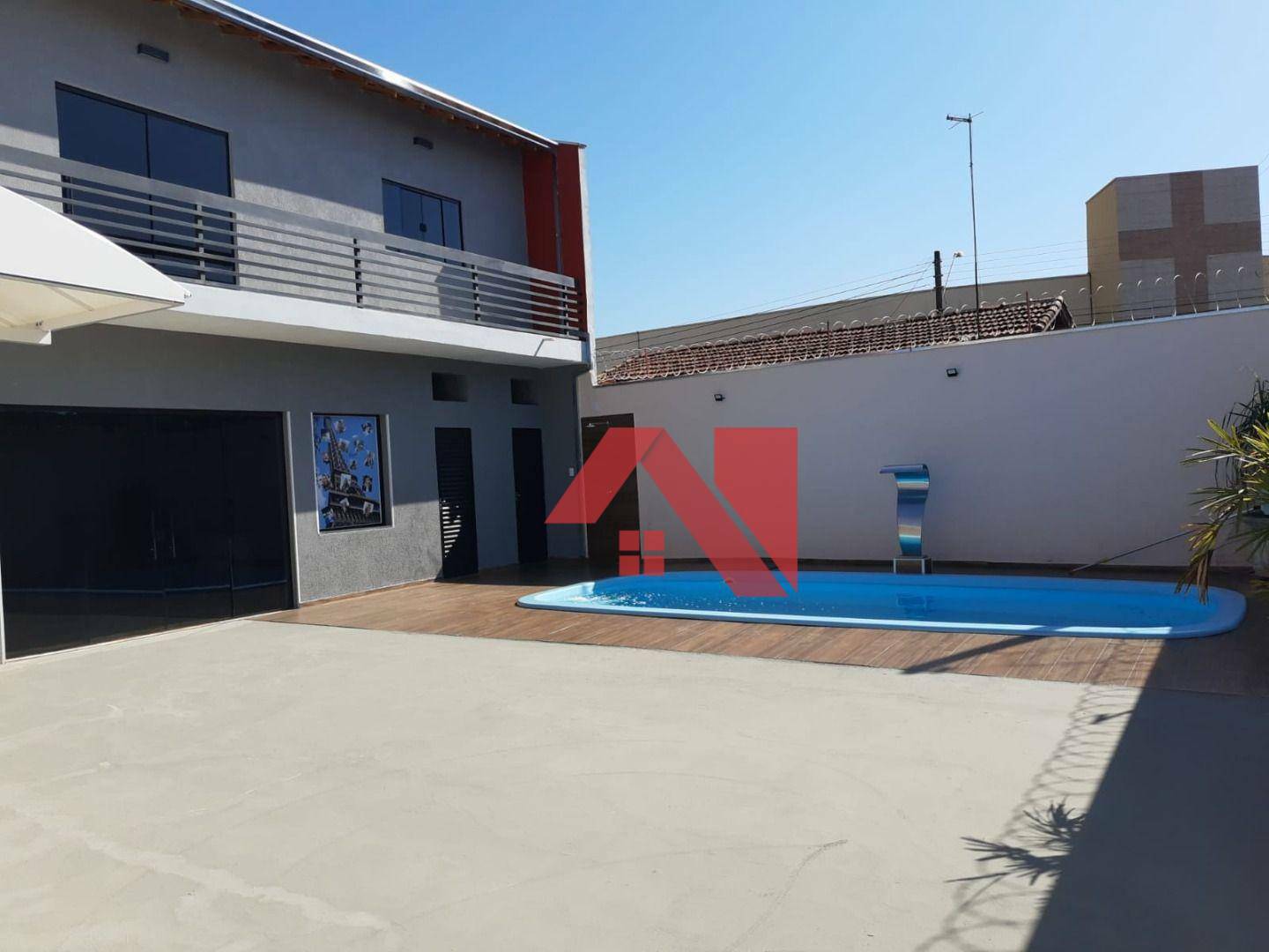 Sobrado à venda com 2 quartos, 140m² - Foto 1