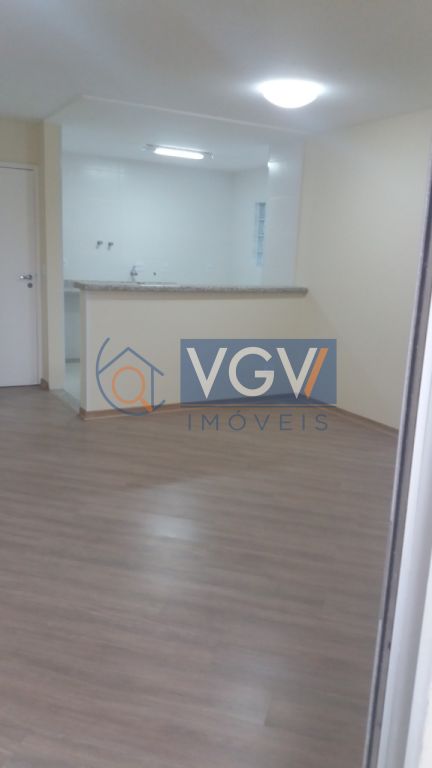 Apartamento à venda com 3 quartos, 70m² - Foto 4