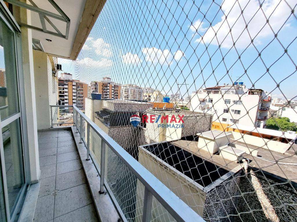 Apartamento à venda com 2 quartos, 86m² - Foto 5