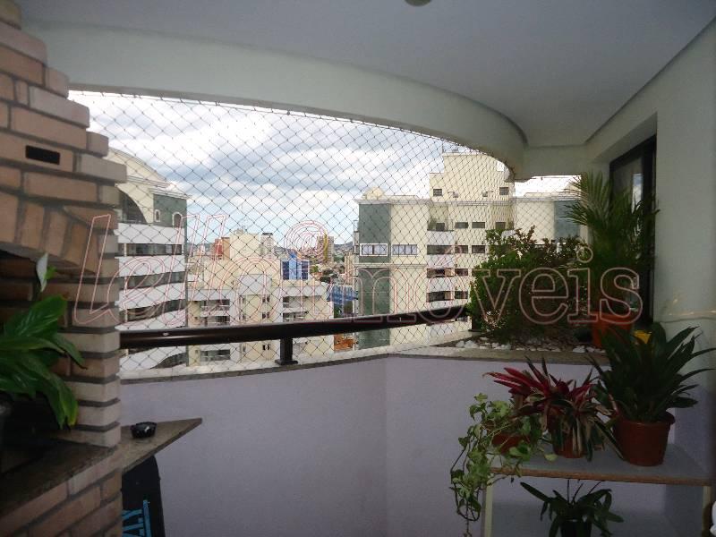 Apartamento para alugar com 4 quartos, 263m² - Foto 14