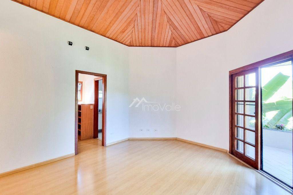 Casa de Condomínio à venda e aluguel com 5 quartos, 550m² - Foto 58