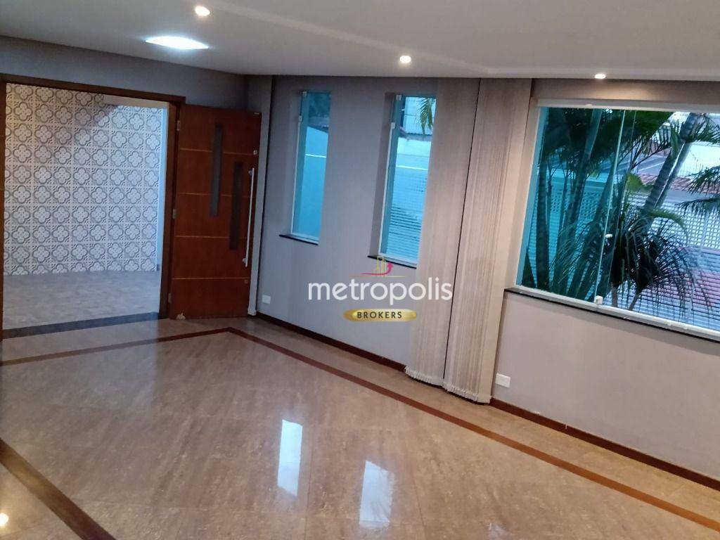 Sobrado à venda com 4 quartos, 290m² - Foto 1