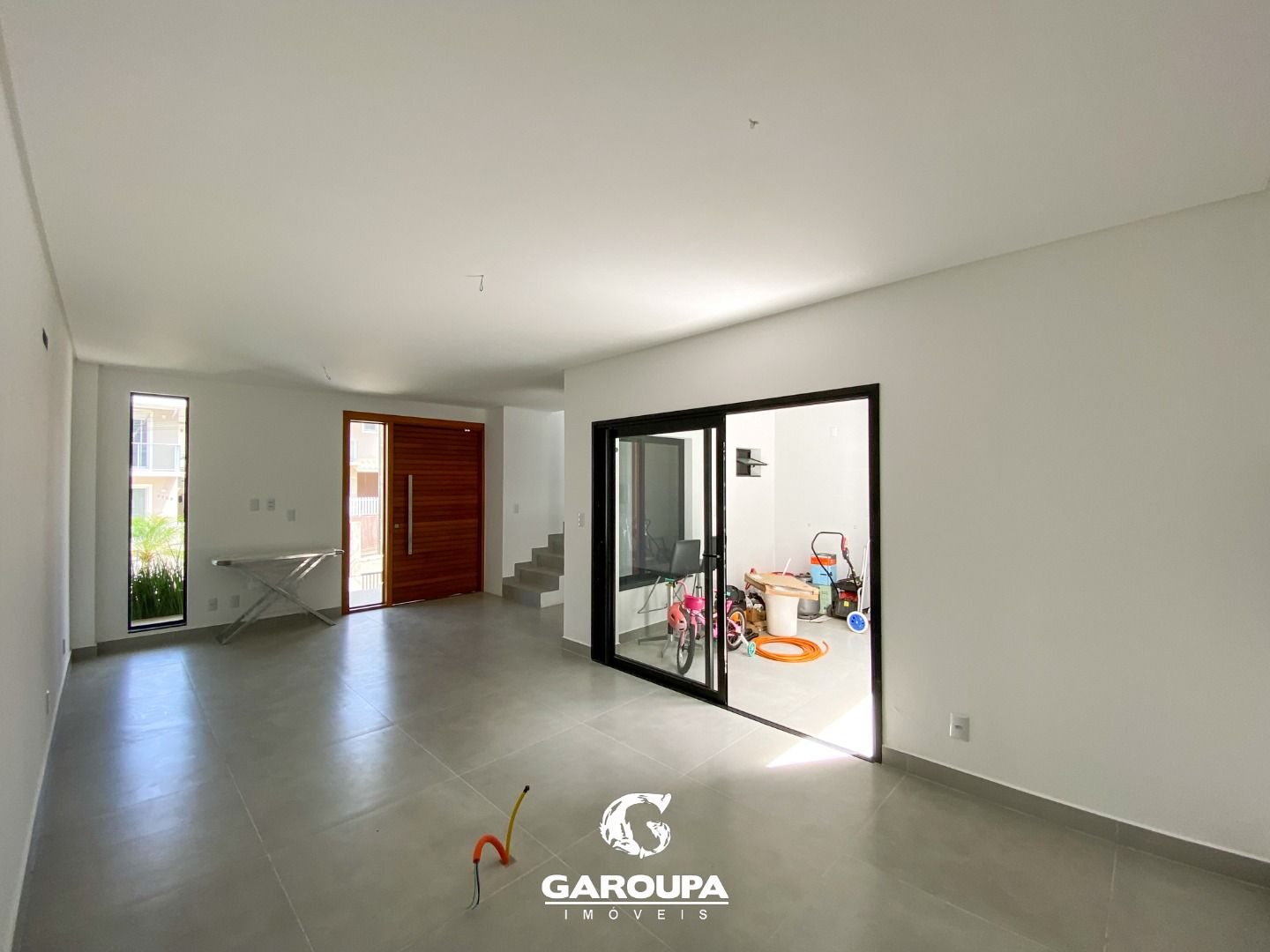 Casa à venda com 3 quartos, 131m² - Foto 4