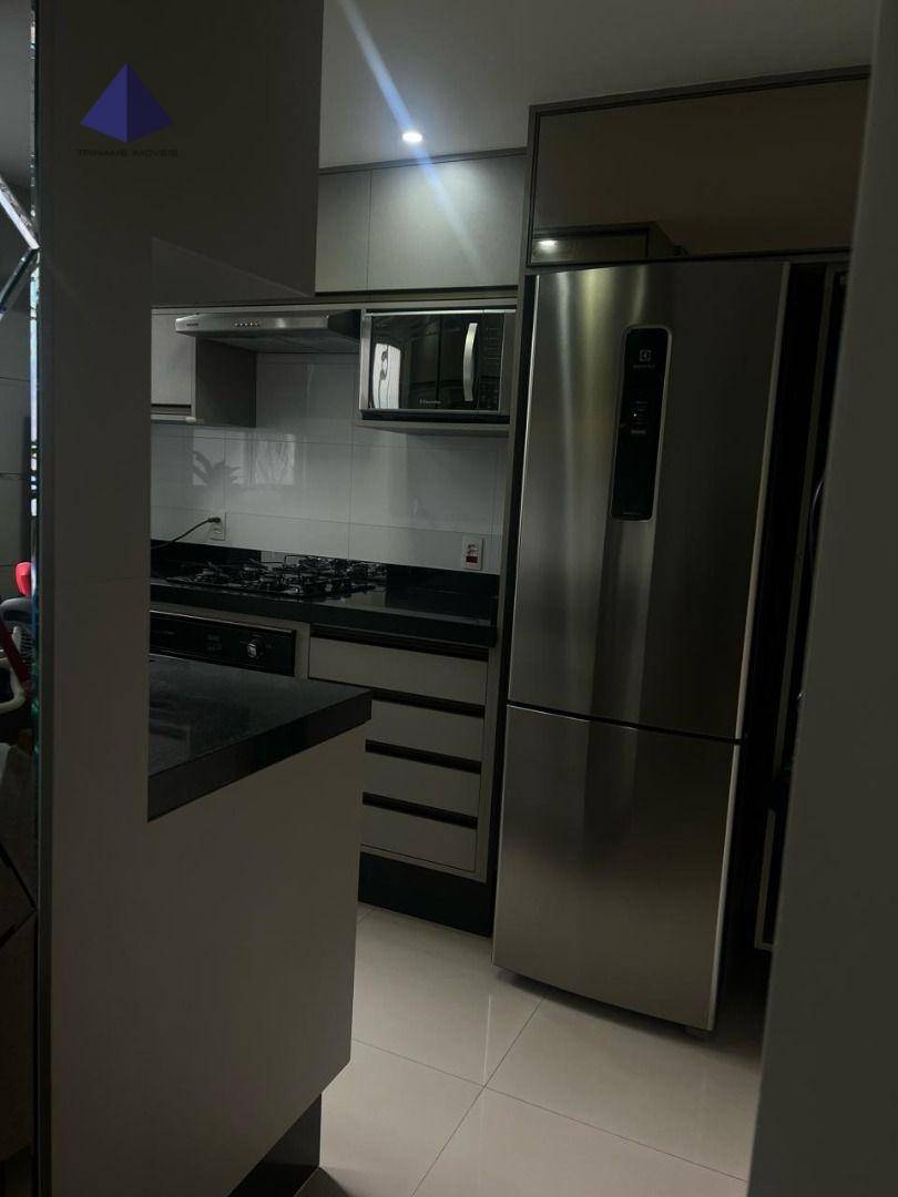 Apartamento à venda com 2 quartos, 42m² - Foto 17