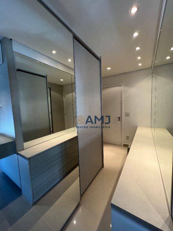 Apartamento à venda com 3 quartos, 207m² - Foto 42