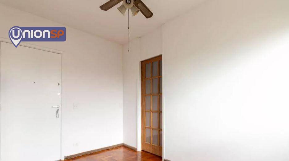 Apartamento à venda com 1 quarto, 32m² - Foto 4