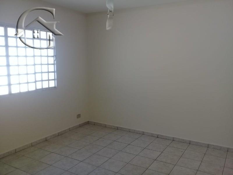 Casa para alugar com 2 quartos, 220m² - Foto 24