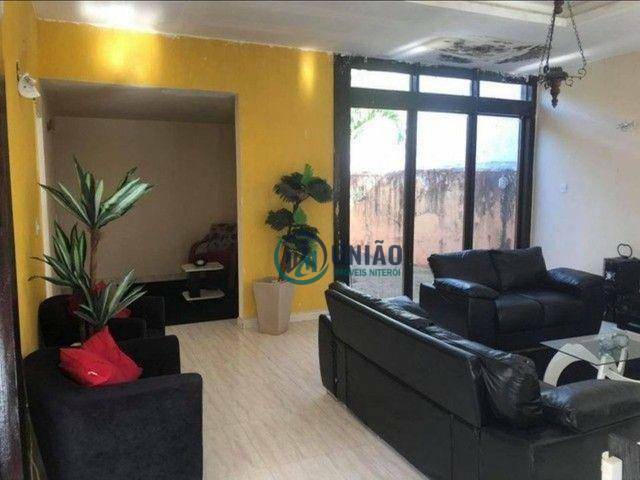 Casa à venda com 4 quartos, 200m² - Foto 10