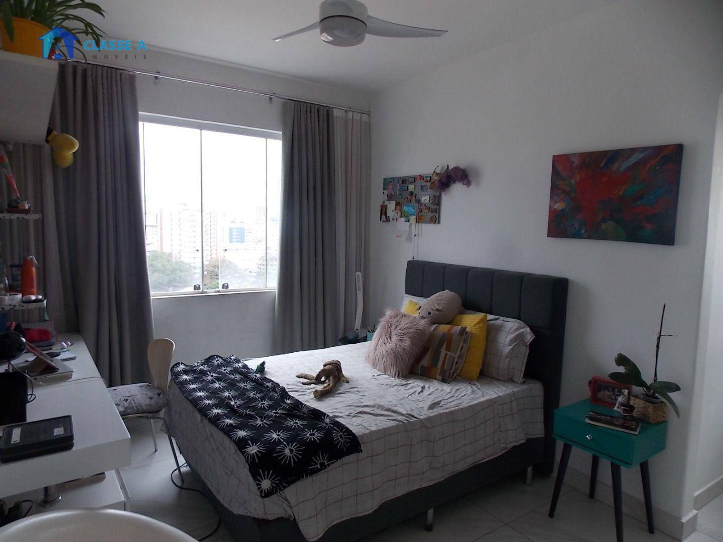 Apartamento à venda com 4 quartos, 159m² - Foto 16