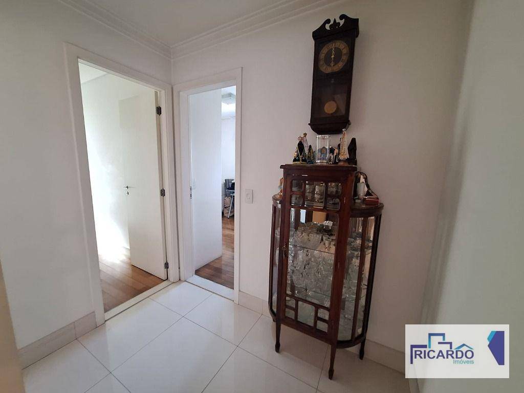 Apartamento à venda com 4 quartos, 180m² - Foto 22