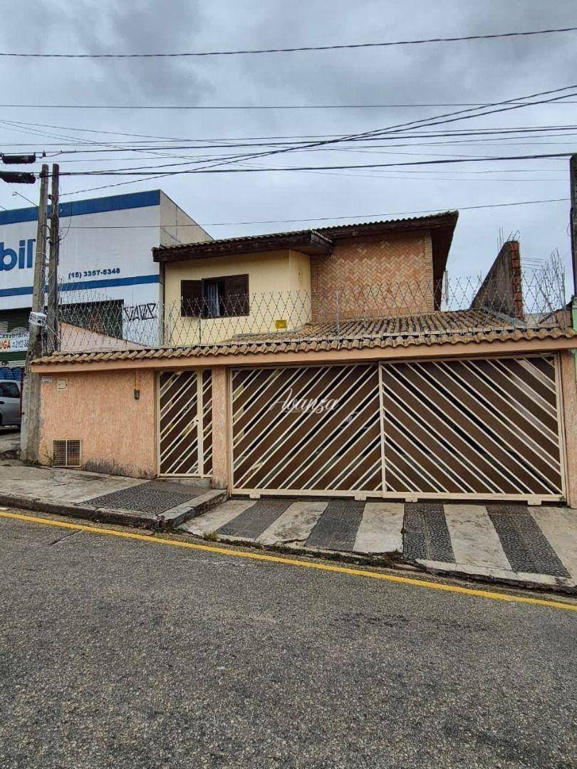 Sobrado, 3 quartos, 247 m² - Foto 2