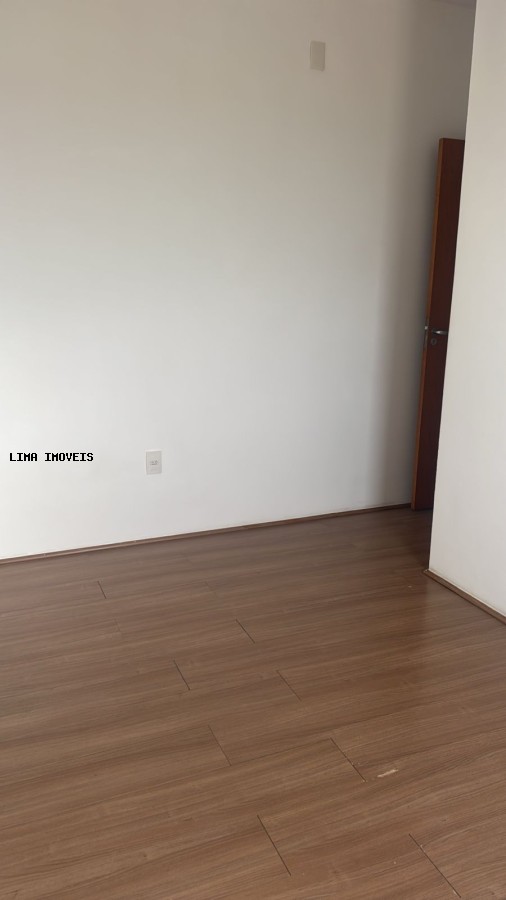 Apartamento para alugar com 2 quartos, 64m² - Foto 3