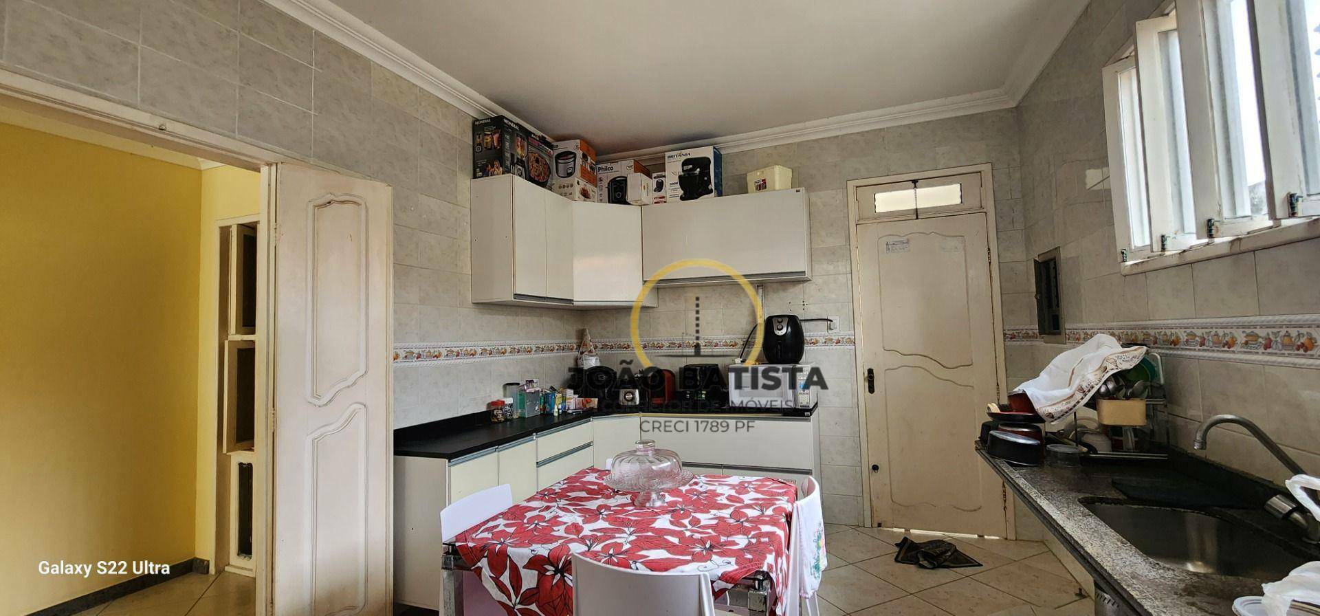 Casa de Condomínio à venda com 3 quartos, 212m² - Foto 28