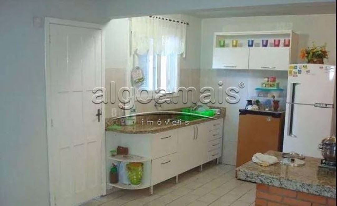 Casa à venda com 3 quartos, 215m² - Foto 8