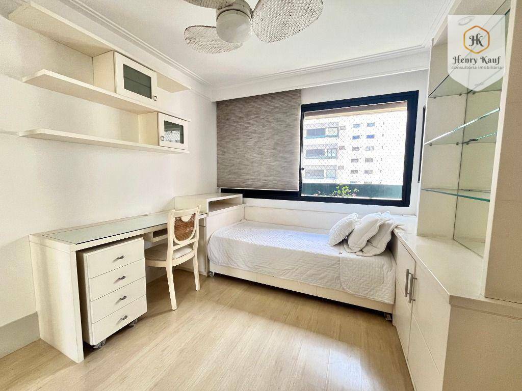 Apartamento para alugar com 4 quartos, 147m² - Foto 27