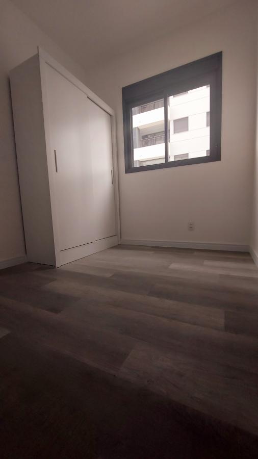 Apartamento à venda com 2 quartos, 69m² - Foto 35