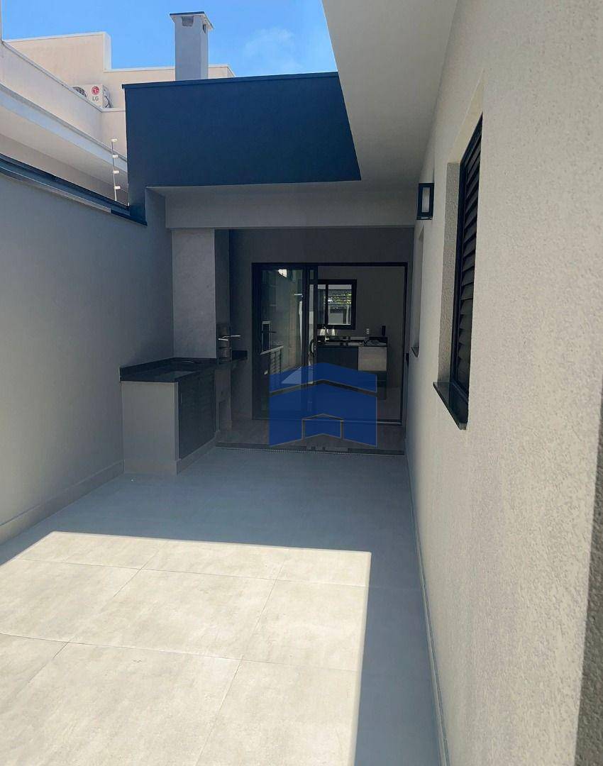 Casa à venda com 3 quartos, 137m² - Foto 8