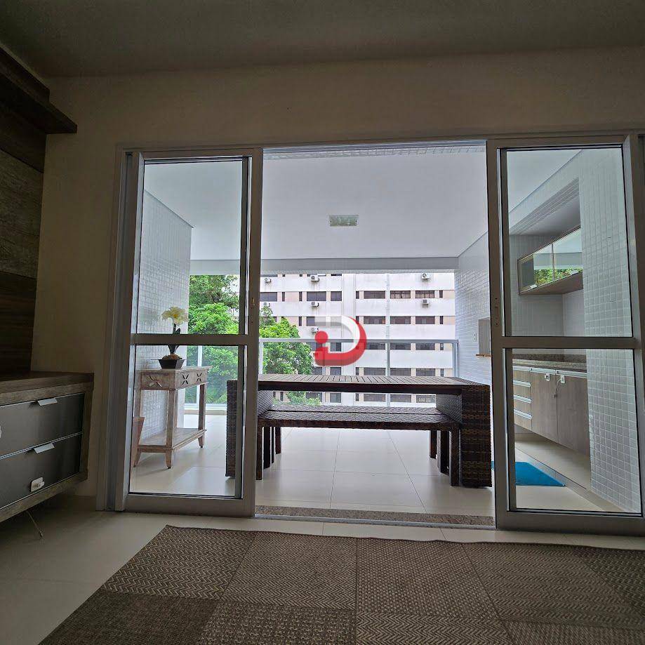 Apartamento à venda e aluguel com 2 quartos, 60m² - Foto 4