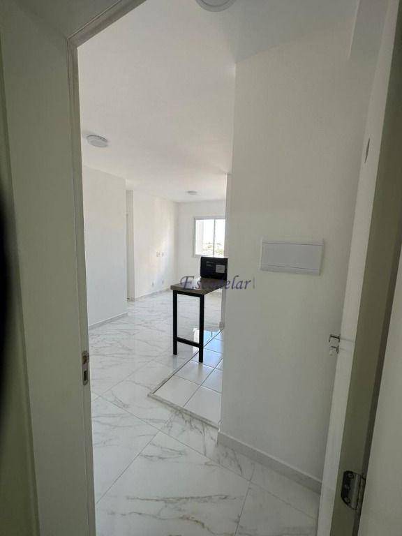 Apartamento à venda com 2 quartos, 41m² - Foto 4