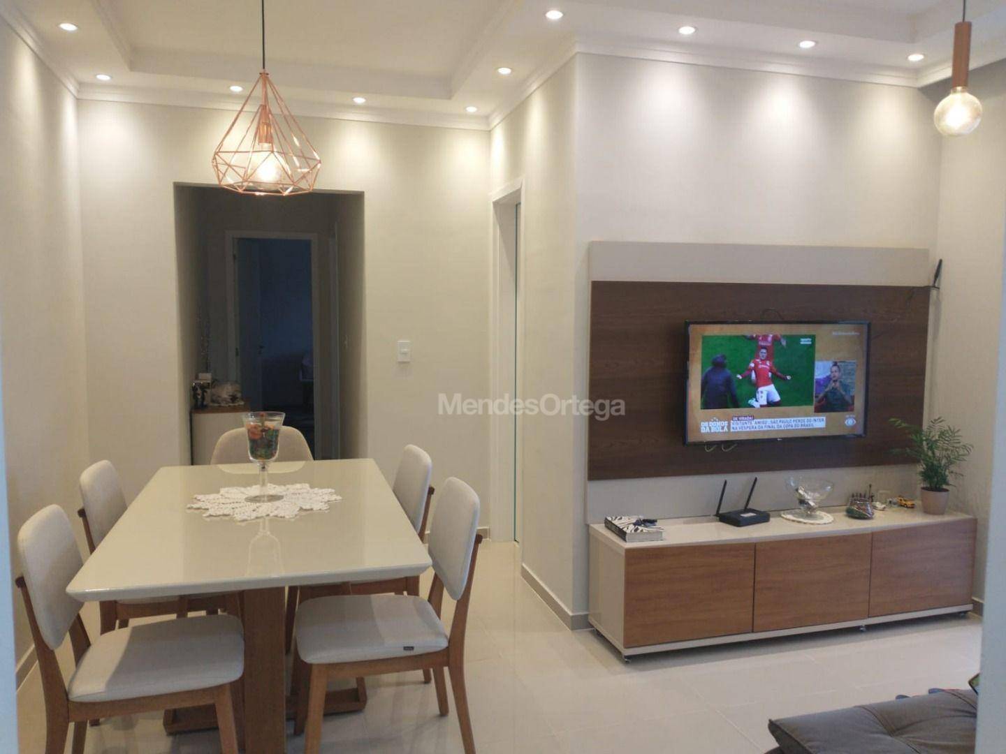 Apartamento à venda com 2 quartos, 69m² - Foto 2