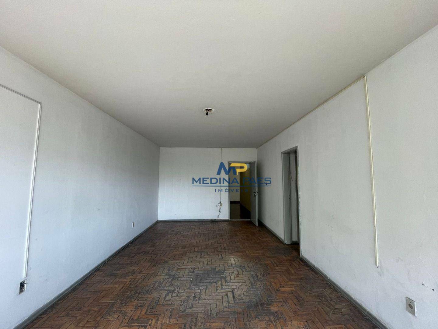 Apartamento à venda com 3 quartos, 100m² - Foto 3