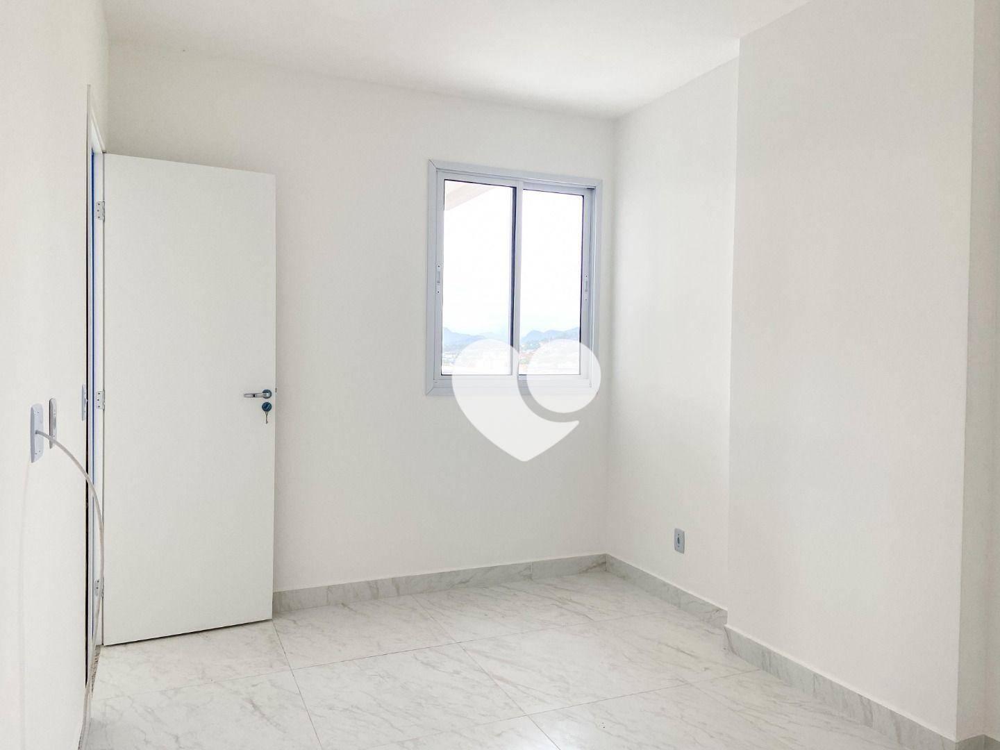 Apartamento à venda com 2 quartos, 72m² - Foto 8