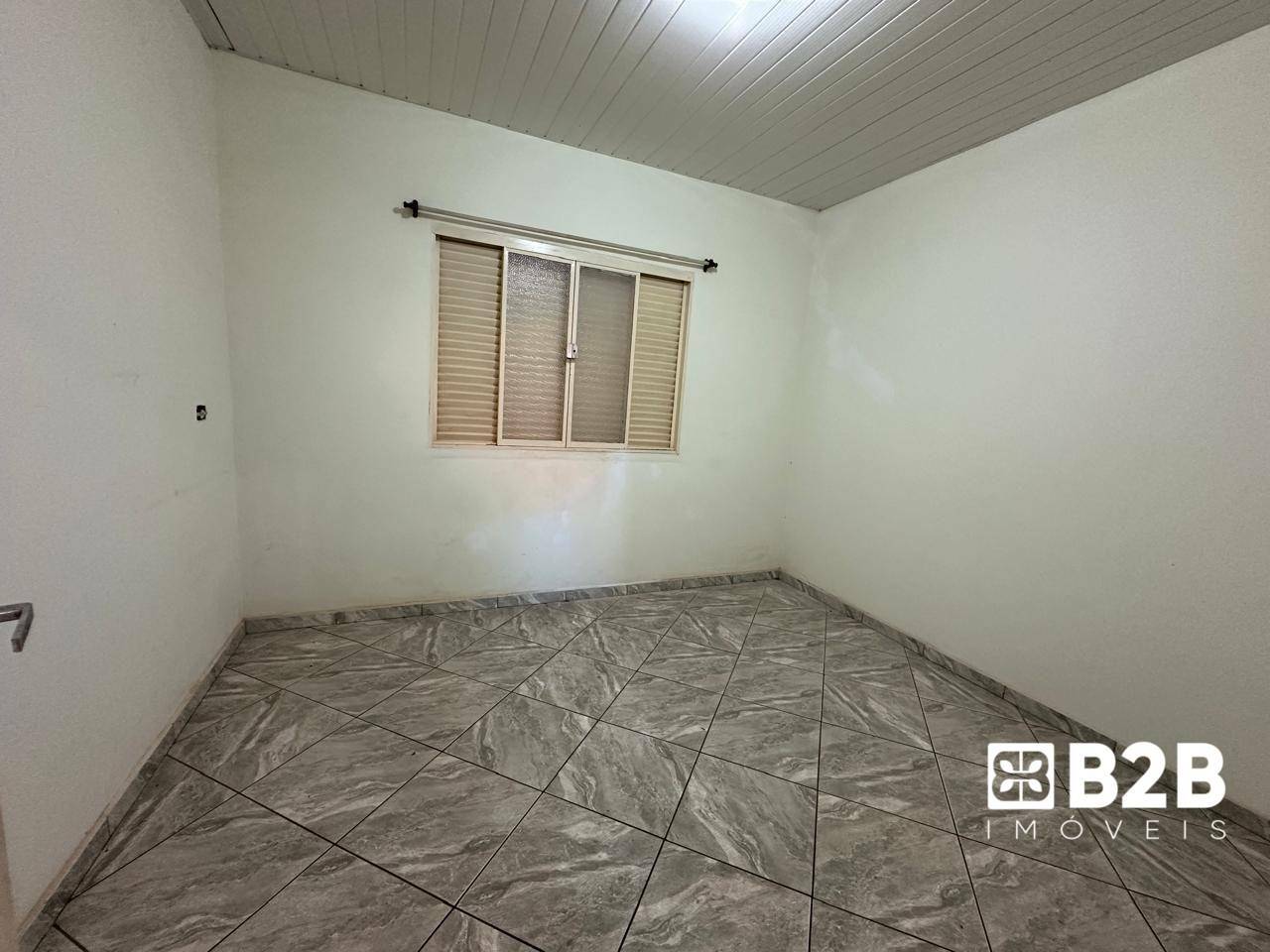 Casa à venda com 4 quartos, 260m² - Foto 9