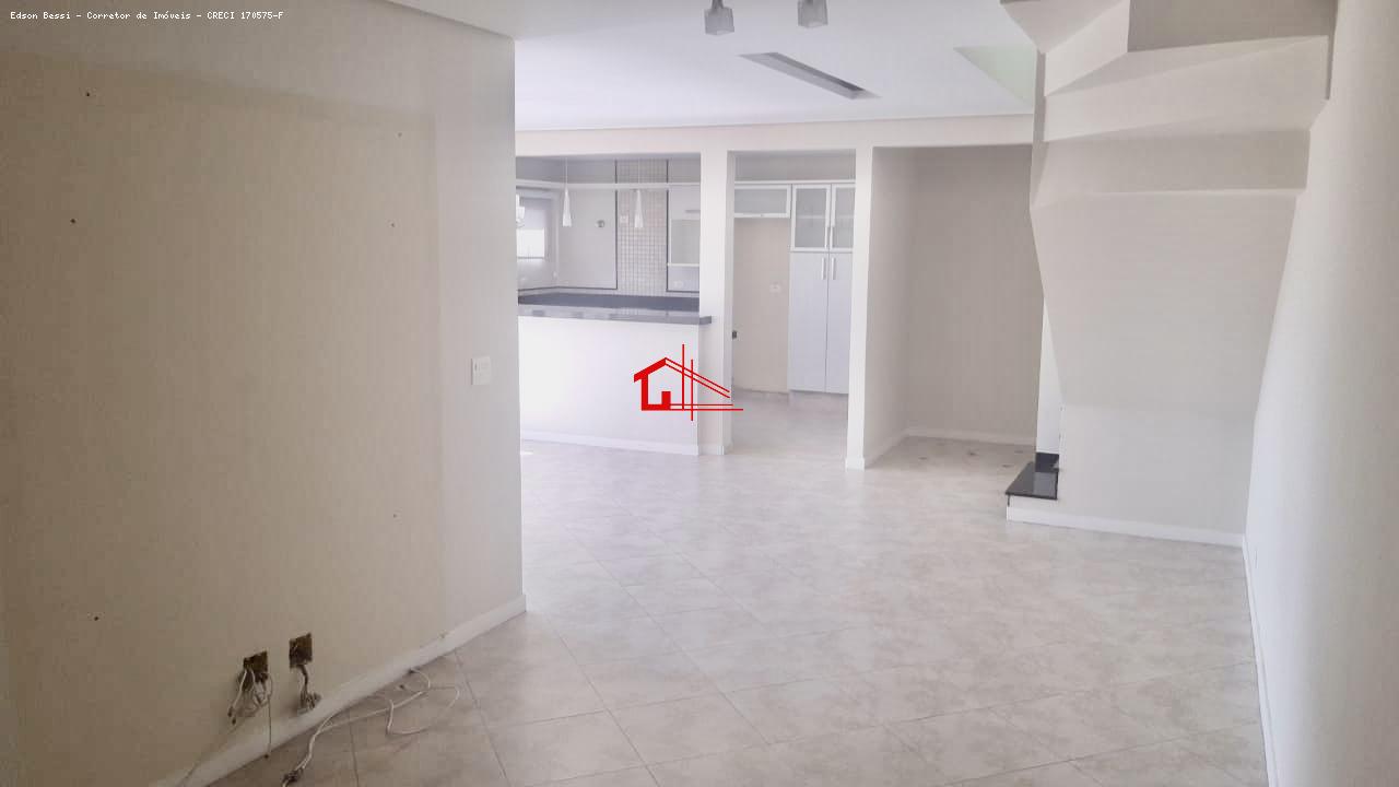 Cobertura à venda com 3 quartos, 202m² - Foto 13