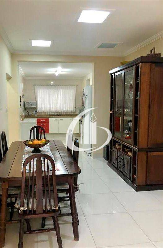 Sobrado à venda com 3 quartos, 170m² - Foto 11