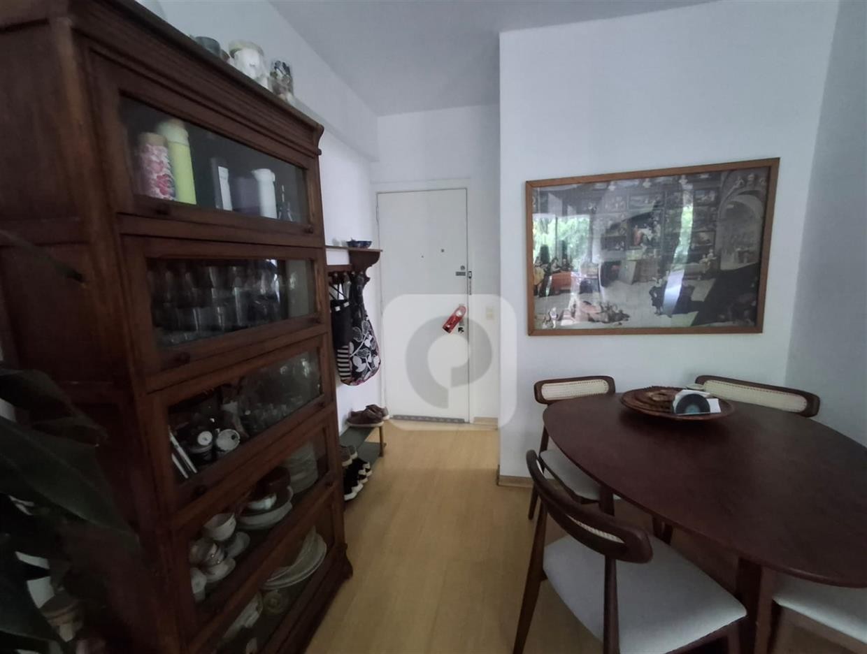 Apartamento à venda com 1 quarto, 55m² - Foto 25