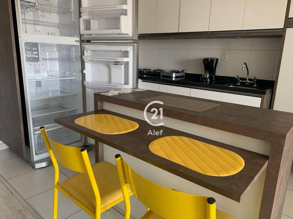 Apartamento à venda com 2 quartos, 62m² - Foto 13